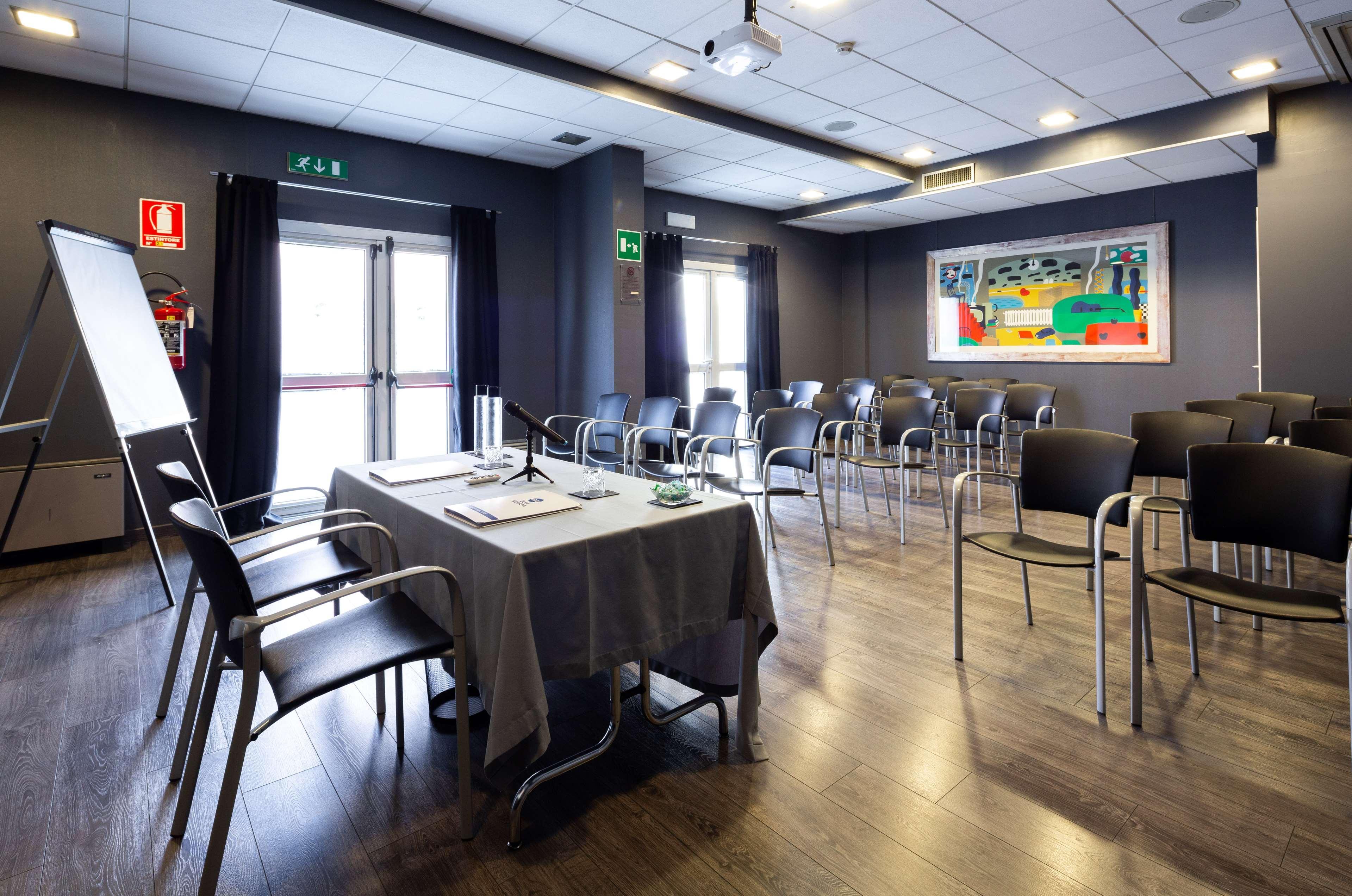 The Aries Hotel Vicenza Esterno foto